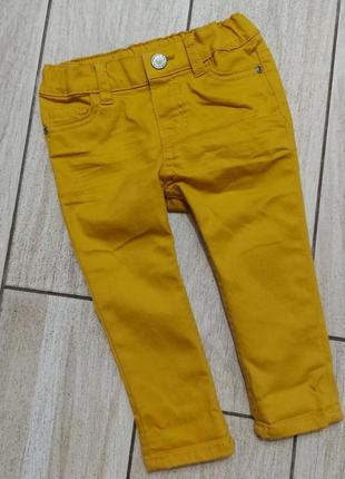 Шикарні модні джинси h&m!! трендового кольору гірчиці!! 6-9 міс..1 фото