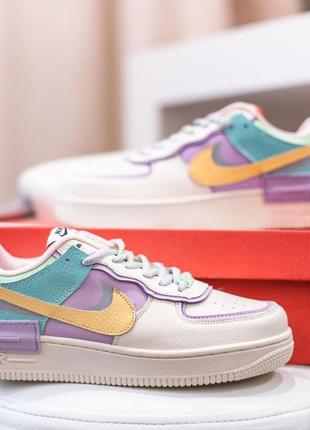 Женские кроссовки найк аир форсе разноцветные. цветные кроссовки nike air force 1 shadow pastel