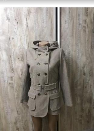 Шерстяное пальто полупальто куртка шерстяная шерсть натуральная бежевое с капюшоном max mara