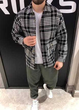 Мужская рубашка