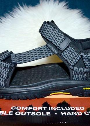 skechers 47 48