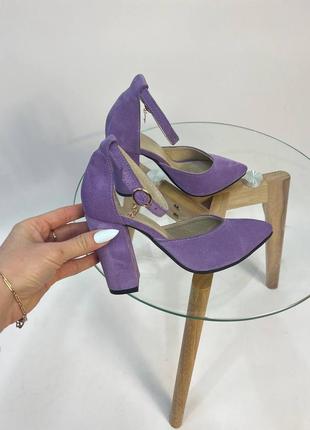 Женские туфли босоножки из натуральной замши лилового цвета на высоком каблуке4 фото