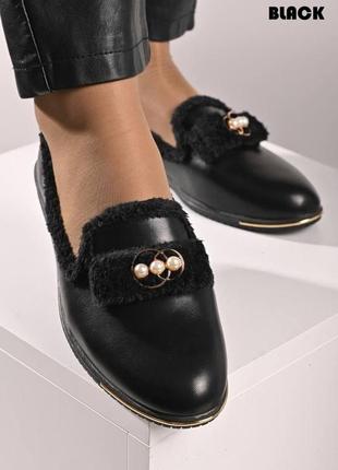 Акция! черные туфли балетки мокасины лоферы с мехом.