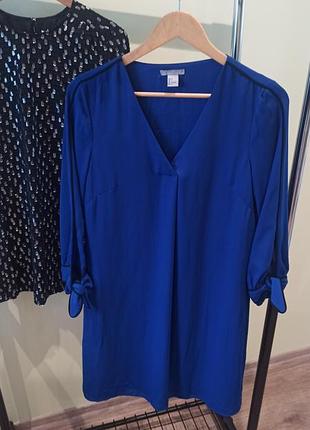 Платье прямого кроя