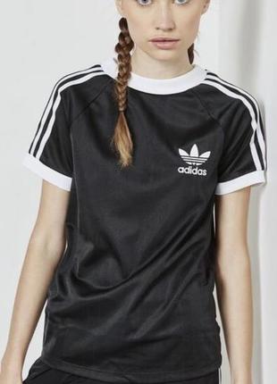 Футболка adidas