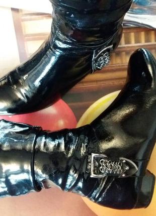 Полусапожки нат. лак р.40