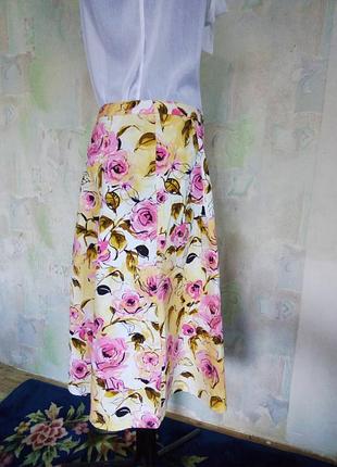 Трендовая,красивая нежная котоновая юбка а силуэт в розы,принт,миди,колокол,.