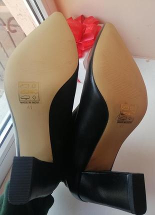 Шкіряні ботильйони 40-41р