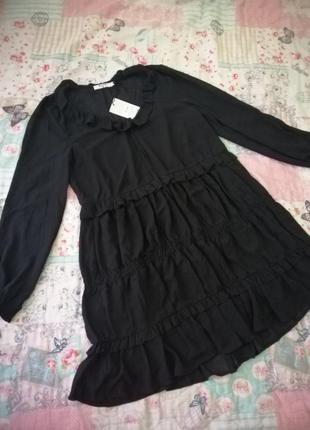 Красивое чёрное ярусное платье с воланчиками рюшами, фасон оверсайз2 фото
