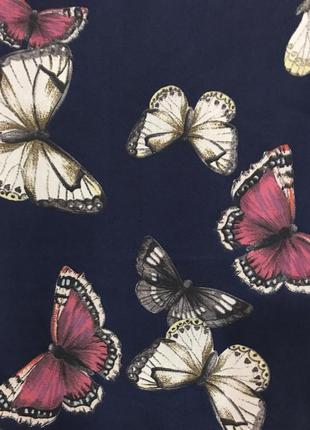 Нереально красивая и стильная брендовая блузка в бабочках.5 фото
