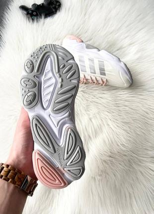 Adidas ozweego celox silver metallic/ cloud white/ grey two женские трендовые кроссовки адидас весна осень демисезон жіночі кросівки адідас7 фото