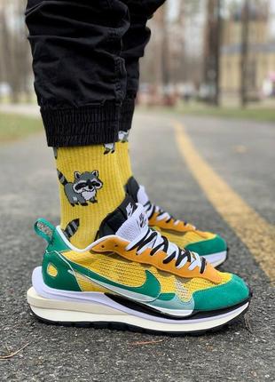 Nike royal neptune green x sacai брендовые зеленые желтые кроссовки найк с сеточкой весна тренд жіночі кольорові кросівки жовті зелені