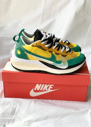 Nike royal neptune green x sacai брендовые цветные зеленые желтые кроссовки найк с сеточкой весна тренд жіночі кросівки жовті зелені