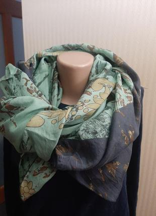 Очень красивый большой  шелковый платок шарф1 фото