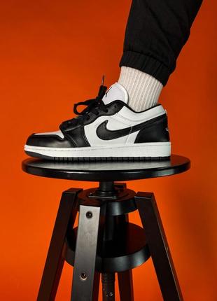 Nike air jordan 1 low black/white брендовые черно белые кроссовки найк джордан тренд весна осень чорно білі кросівки