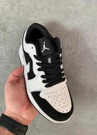 Nike air jordan 1 low white/black брендовые кроссовки найк джордан черно белые весна осень демисезон трендові чорно білі кросівки2 фото