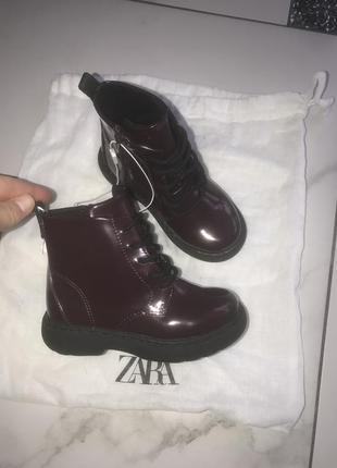 Zara черевики 25