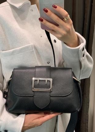 Кожаная чёрная сумочка багет с пряжкой итальянская3 фото