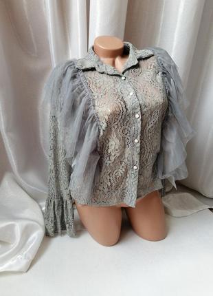 Красивая нарядная блуза гипюр кружево с красивыми крыльями   без подкладки  полупрозрачная , пуговки5 фото