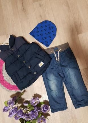 Хутряна жилетка,безрукавка,джинси для хлопчика zara,next,шапка демісезонна , 12-18міс. набір,комплект