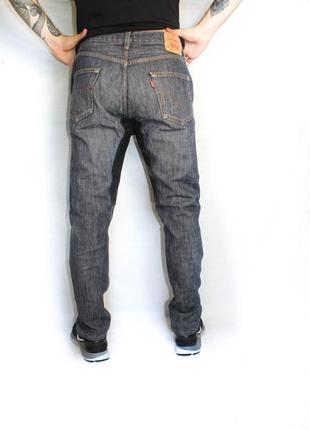 Стильные зауженные джинсы levis3 фото