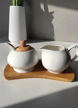 Цукорниця з молочником