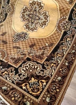Шикарный ковер 2*3 м, производство югославия
