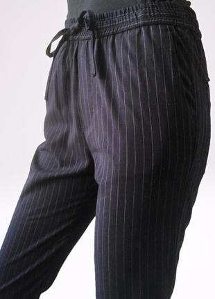 Укороченные, зауженные, полосатые на резинке брюки h&m6 фото