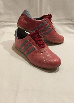 Кросівки *adidas* р.37, 37.5 (24.50см)2 фото