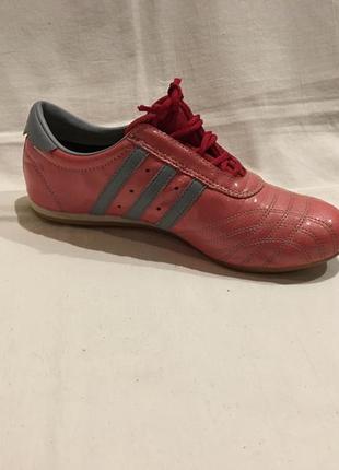 Кросівки *adidas* р.37, 37.5 (24.50см)7 фото