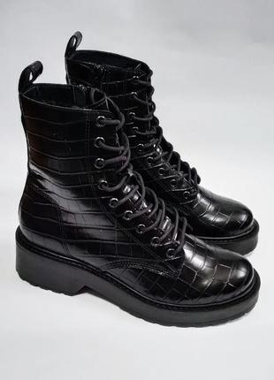 Steve madden tornado boot оригінал черевики до щиколотки під крокодила зі шнурівкою і товстою підошвою1 фото