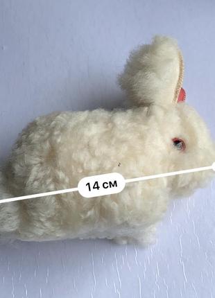 Натуральная овчина игрушка заяц мех4 фото