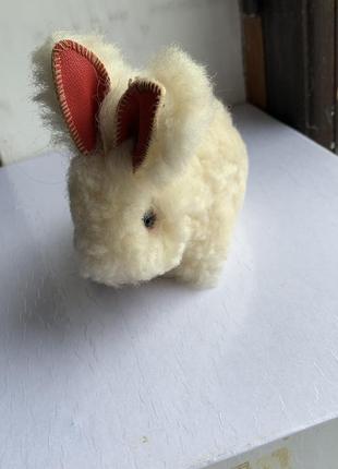 Натуральная овчина игрушка заяц мех1 фото