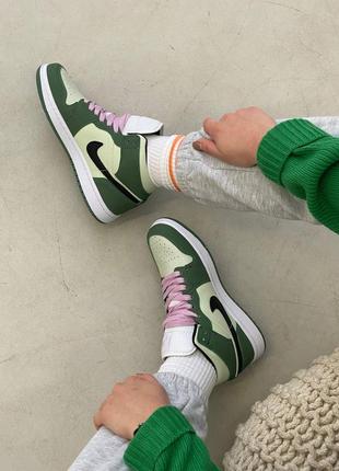 Женские кроссовки nike sparkle air jordan новая модель