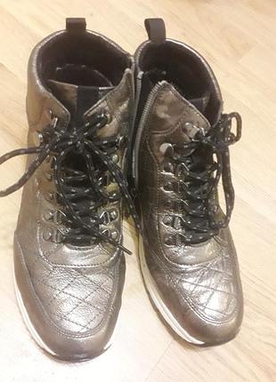 Ботинки женские caprice