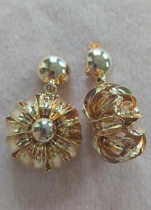 Винтажные массивные клипсы