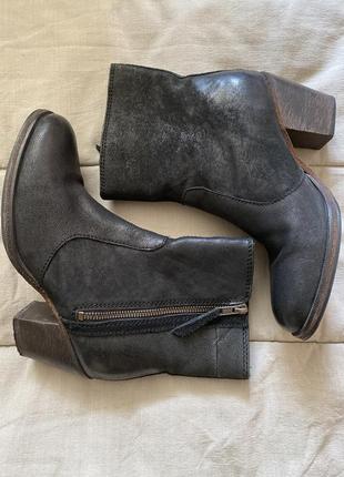 Ботинки казаки ковбойки esprit 38