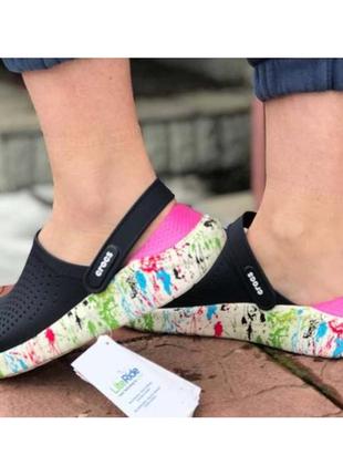 Crocs сабо крокси literide™ clog dazzle (плями фіолет)