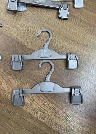 Вешалки mothercare