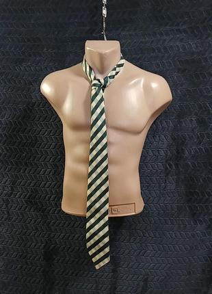 Мужской галстук