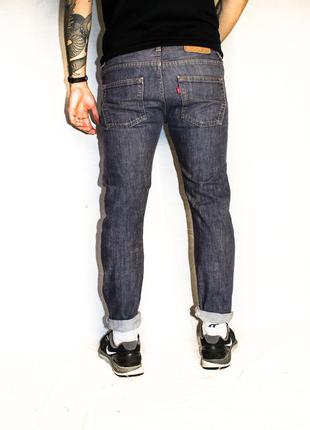 Стильные зауженные джинсы levis 507