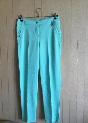 Жіночі брюки