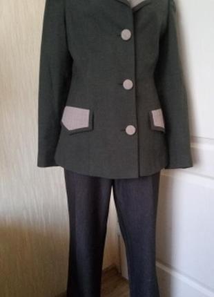 Шикарный брючный комплект р. 46/48