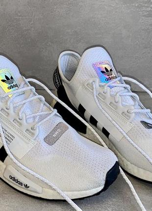 Adidas nmd v2 r1 кросівки 45 розмір білі адідас рефлектив