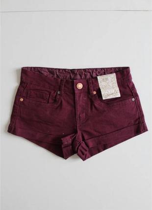 Жіночі шорти фірми denim co