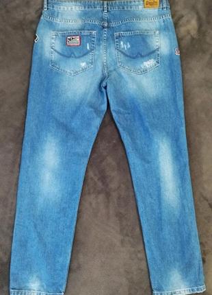 Джинсы superdry harper boyfriend badged jeans. крутые рваные джинсы (рваности фабричные)3 фото