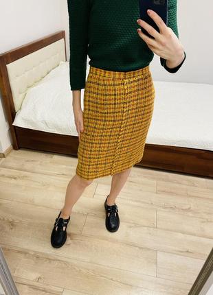 Юбка з твідової тканини