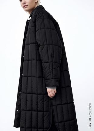 Стьобана водовідштовхуюча куртка zara міді пальто дутик миди пуффер пуховик зара стёганая куртка плащ