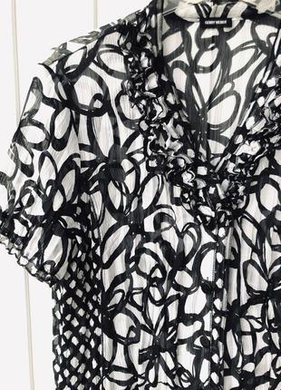 Красивая блузка в  чёрно белом принте garry weber6 фото