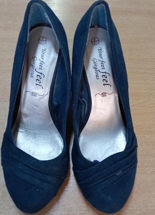 Елегантні човники розмір 37